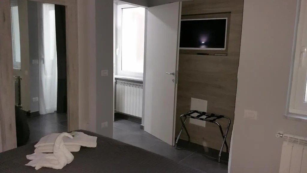 Alis Vanvitelli Suite Naples